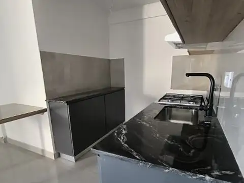 Departamento en Alquiler en Luis Agote, $ 850.000