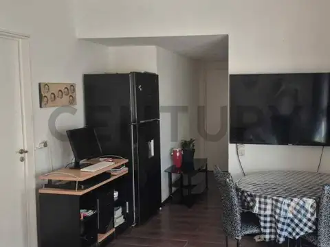 av federico lacroze 1800, Piso 0