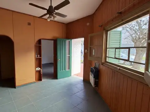 VENTA CASA 2 DORMITORIOS Y LOCAL BARRIO BELGRANO