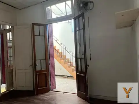 Depto Tipo Casa en Venta en Boedo, USD 125.000