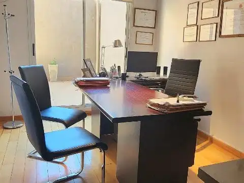 Oficina 4 ambientes con 1 baño