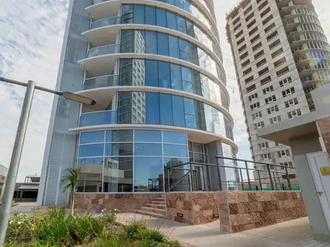 Amarras Center 4 - Puerto Santa Fe - Sara Pinasco de Julierac 1700