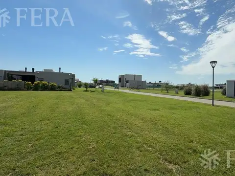 Terreno en Venta 20  mts Frente