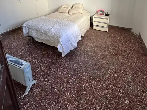Depto Tipo Casa en Venta en Villa Pueyrredon, USD 191.000