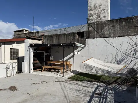 Local en Venta 47 años