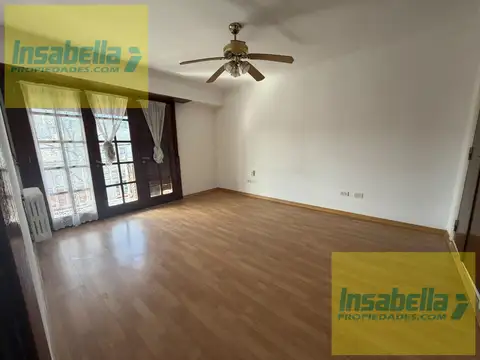 Depto Tipo Casa en Alquiler de 3 ambientes