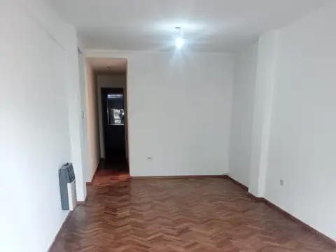 9 de julio 2600, Piso 5