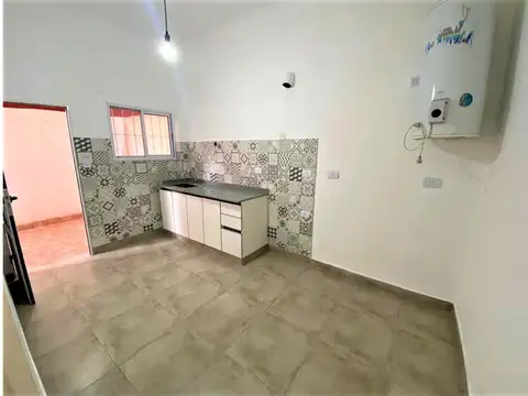 Depto Tipo Casa en Venta en Jose Leon Suarez, USD 55.000