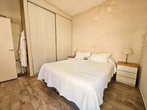 Venta Ph 5 ambientes en Devoto con patio y terraza