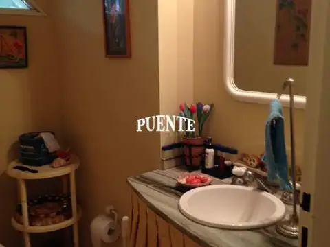 Casa 5 ambientes con 3 baños