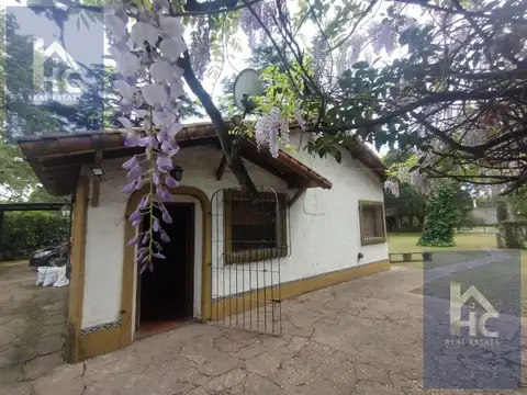 VENDE- CASA QUINTA - 3 AMBIENTES   2 AMBIENTES - QUINCHO - PARRILLA - PILETA -