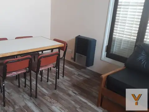 Depto Tipo Casa en Venta 8 años