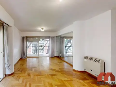 Departamento Semipiso en venta en Acassuso 3 ambientes baño toilette balcón cochera. Excelente zona