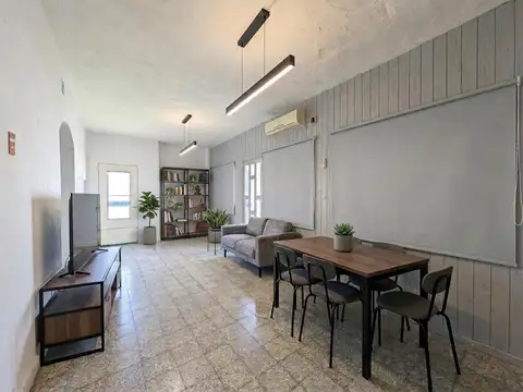 CASA EN PEREZ | 3DORMITORIOS | 4 AMBIENTES | COCHERA Y PATIO