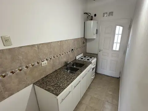 Depto Tipo Casa en Alquiler de 2 dormitorios