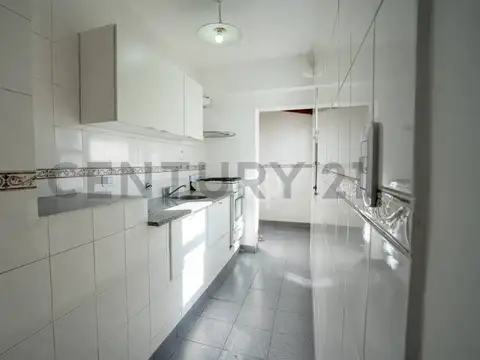 Departamento 4 ambientes con 1 baño