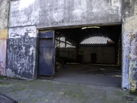 Galpon en Venta 22  mts Fondo