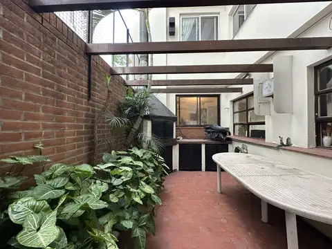 Venta departamento 5 ambientes Palermo patio parrilla y cochera