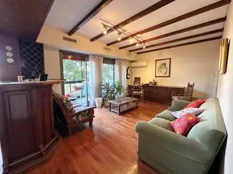 Manuel Nicolas Savio 400, Piso 1