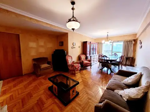 Zeballos al 900