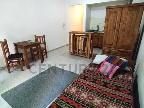 Venta Departamento Monoambiente Monserrat Balcón Frente