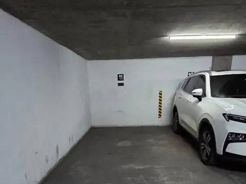 San Martin 1300 - Alquiler cochera en edificio