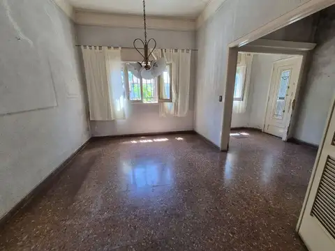 Venta de PH de 5 ambientes en Plaza Irlanda