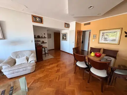 Departamento en Venta con 2 cocheras