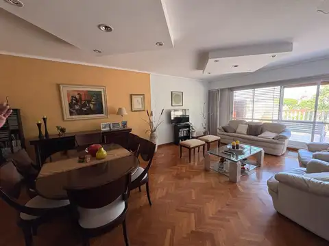 Departamento 5 ambientes con 4 baños