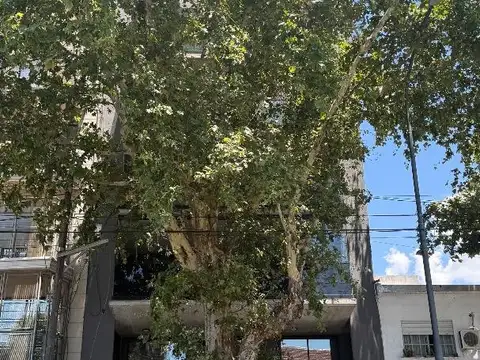 VENTA DEPTO 4 AMB VILLA LURO CON PARRILLA EN EL BALCON