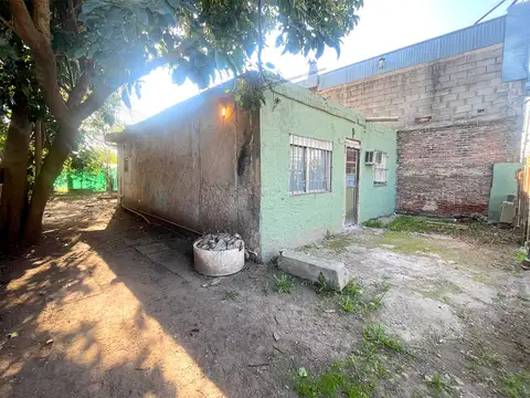 Casa en Venta Gran Potencial A Refaccionar En Cuartel V | Lote Propio Con Escrit