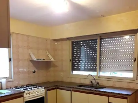 Departamento en Alquiler en Villa Ballester, $ 1.100.000