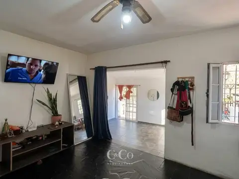 Casa en Venta con 1 cochera