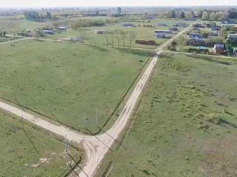 Calle 154 y 67 VENTA de amplios lotes
