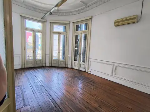 San Luis 800, Piso 2