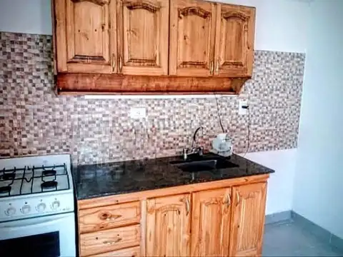 VENTA CASA 4 AMBIENTES  BARRIO CERRADO LAS ACACIAS LA REJA