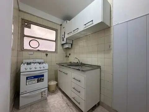 Departamento en Alquiler en Parque Chacabuco, $ 500.000
