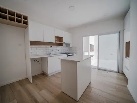 Casa en Venta en Villa Adelina, USD 189.000