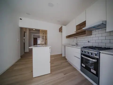 VENTA CASA 4 AMBIENTES VILLA ADELINA PERMUTA