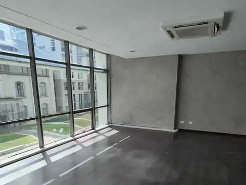 Oficina en Venta 15 años