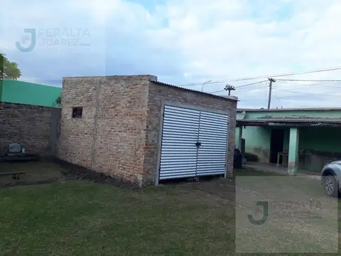Casa 4 ambientes con 1 baño