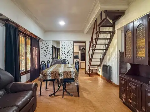 Casa en Venta con 1 cochera