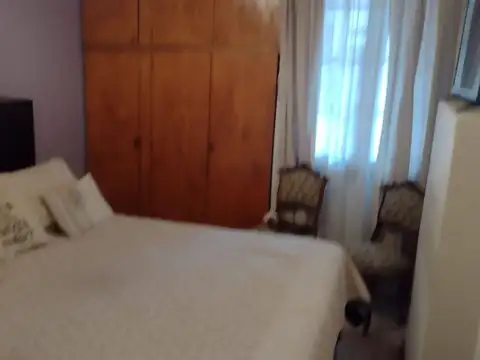 REMAX SIERRAS VENDE CASA INTERNA EN AZUL