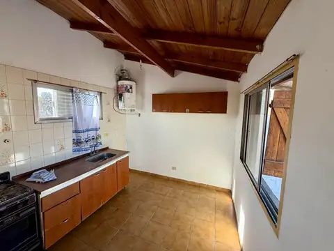Depto Tipo Casa en Alquiler de 1 dormitorio