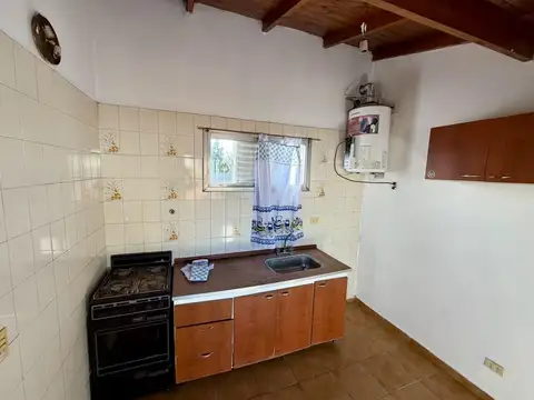 Depto Tipo Casa en Alquiler en Caisamar, $ 350.000