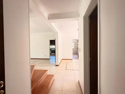 Casa en Alquiler de 5 dormitorios