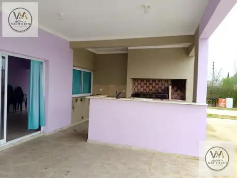 Casa 2 ambientes con 1 baño