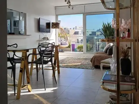 VENTA LUMINOSO DUPLEX 3 AMBIENTES CON AMENITIES –LAS CAÑITAS