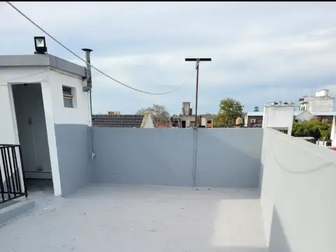Venta, departamento en San Andres, 2 ambientes , terraza propia, Zona Liceo