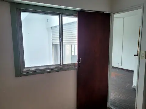 Venta, departamento en San Andres, 2 ambientes , terraza propia, Zona Liceo